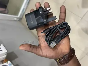 Admos Type C Charger
