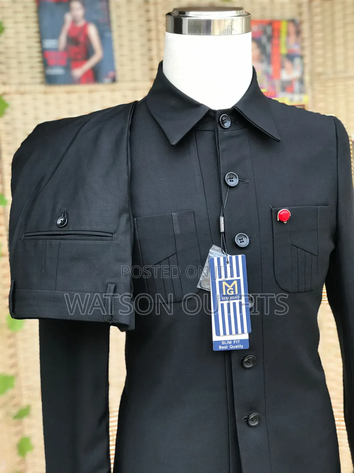 Maligan Black Suits in Safari Mode