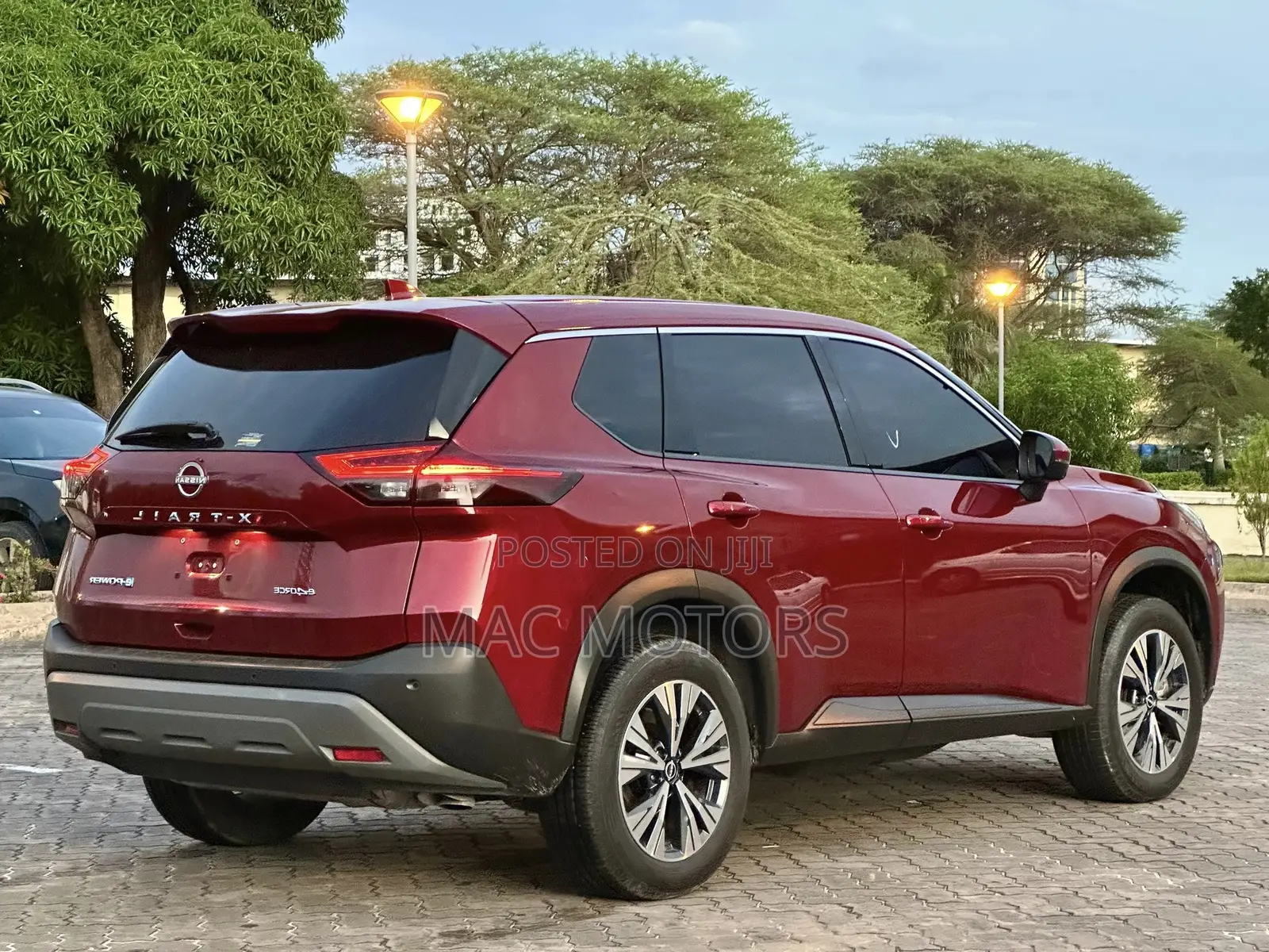Nissan X-Trail 1.5 Hybrid AWD 2022 Burgundy