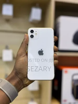 Apple iPhone 11 64 GB Gold