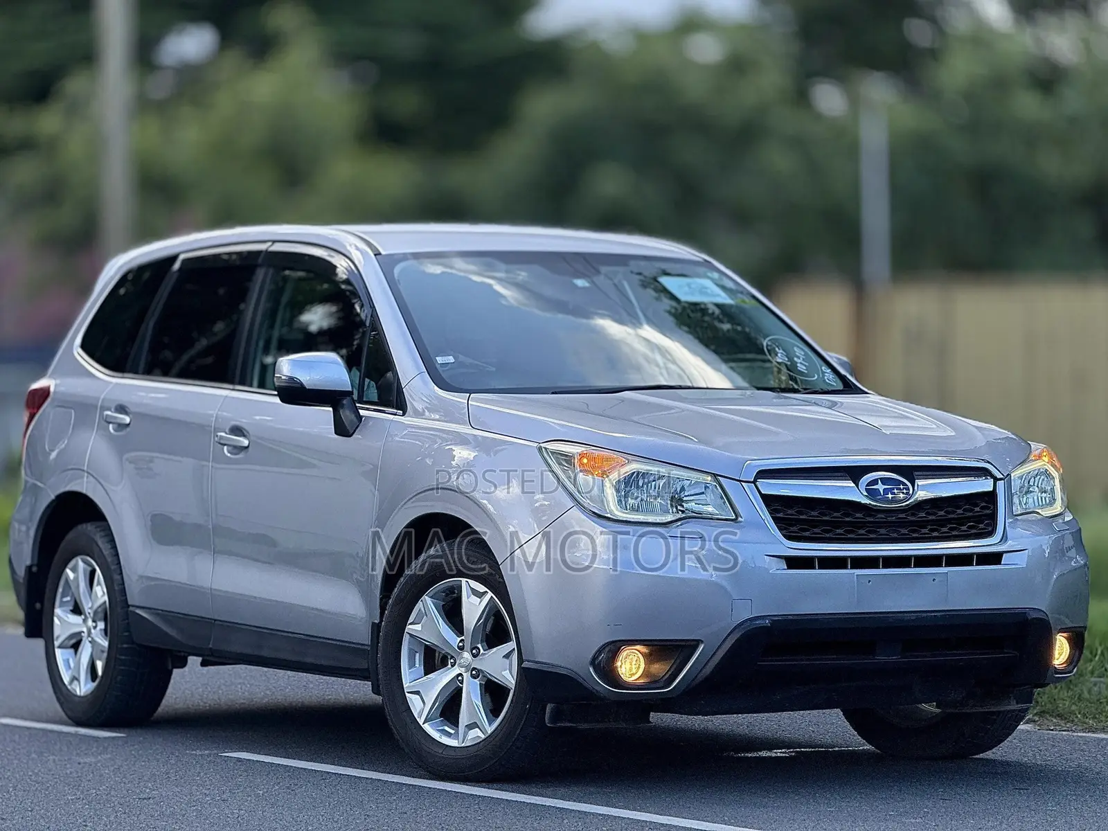 Subaru Forester 2.0XT Premium 4dr SUV AWD (2.0L 4cyl Turbo CVT) 2014