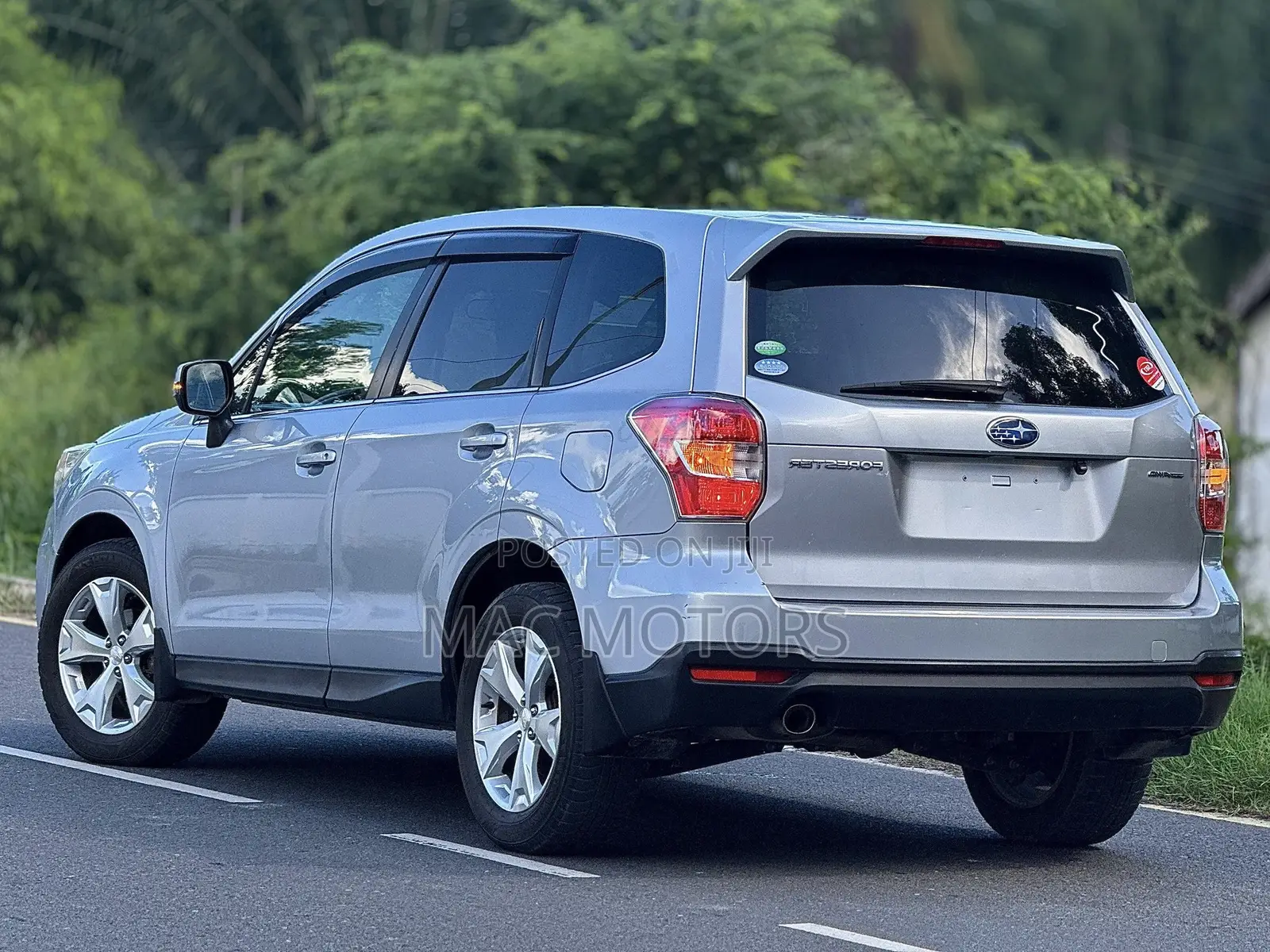 Subaru Forester 2.0XT Premium 4dr SUV AWD (2.0L 4cyl Turbo CVT) 2014