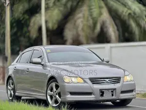 Toyota Mark X 2005 Silver