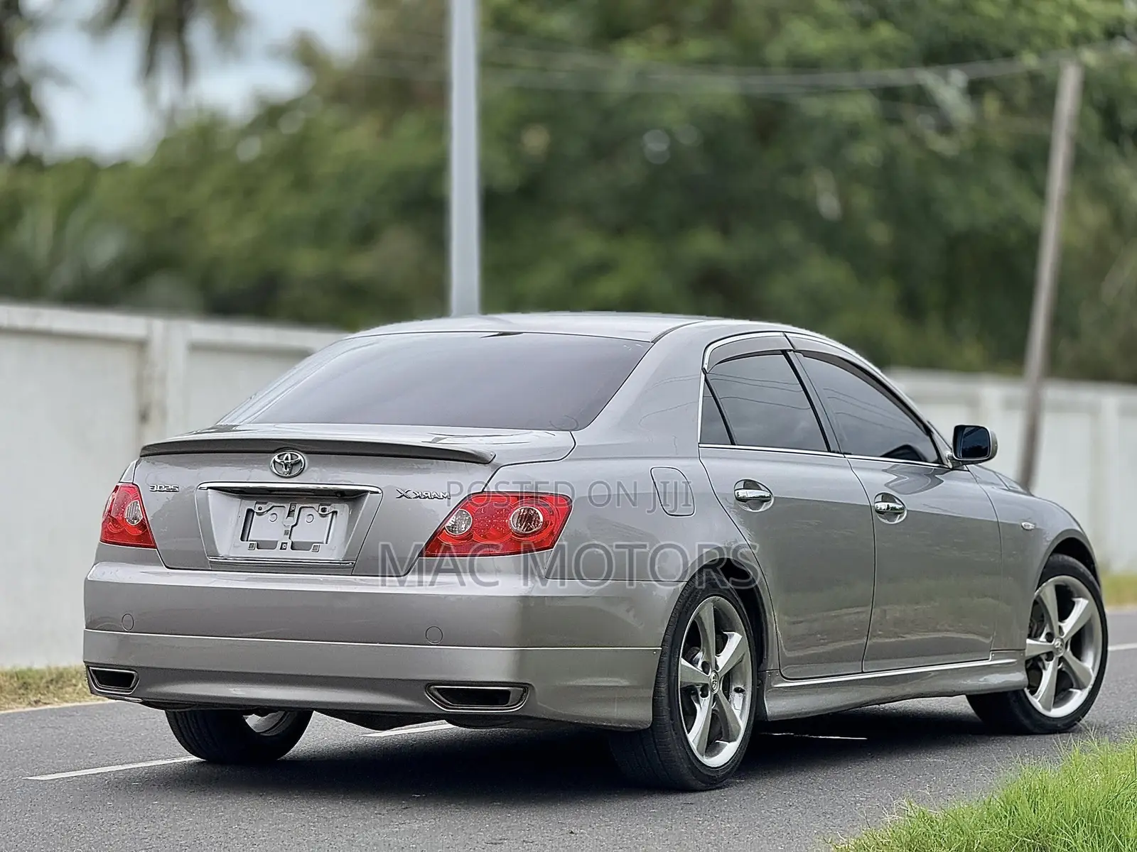 Toyota Mark X 2005 Silver