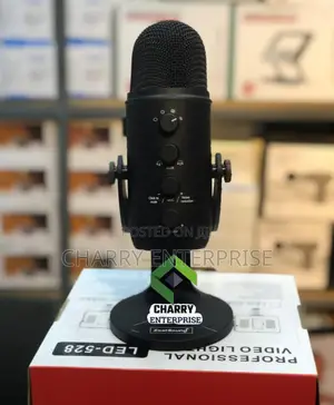 Professional Podcast Wireless Microphone RGB Video Recording