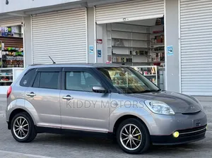 Mazda Verisa 2005 Silver