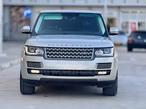 Land Rover Range Rover Vogue 2014 Gold