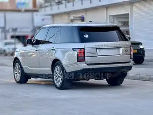 Land Rover Range Rover Vogue 2014 Gold