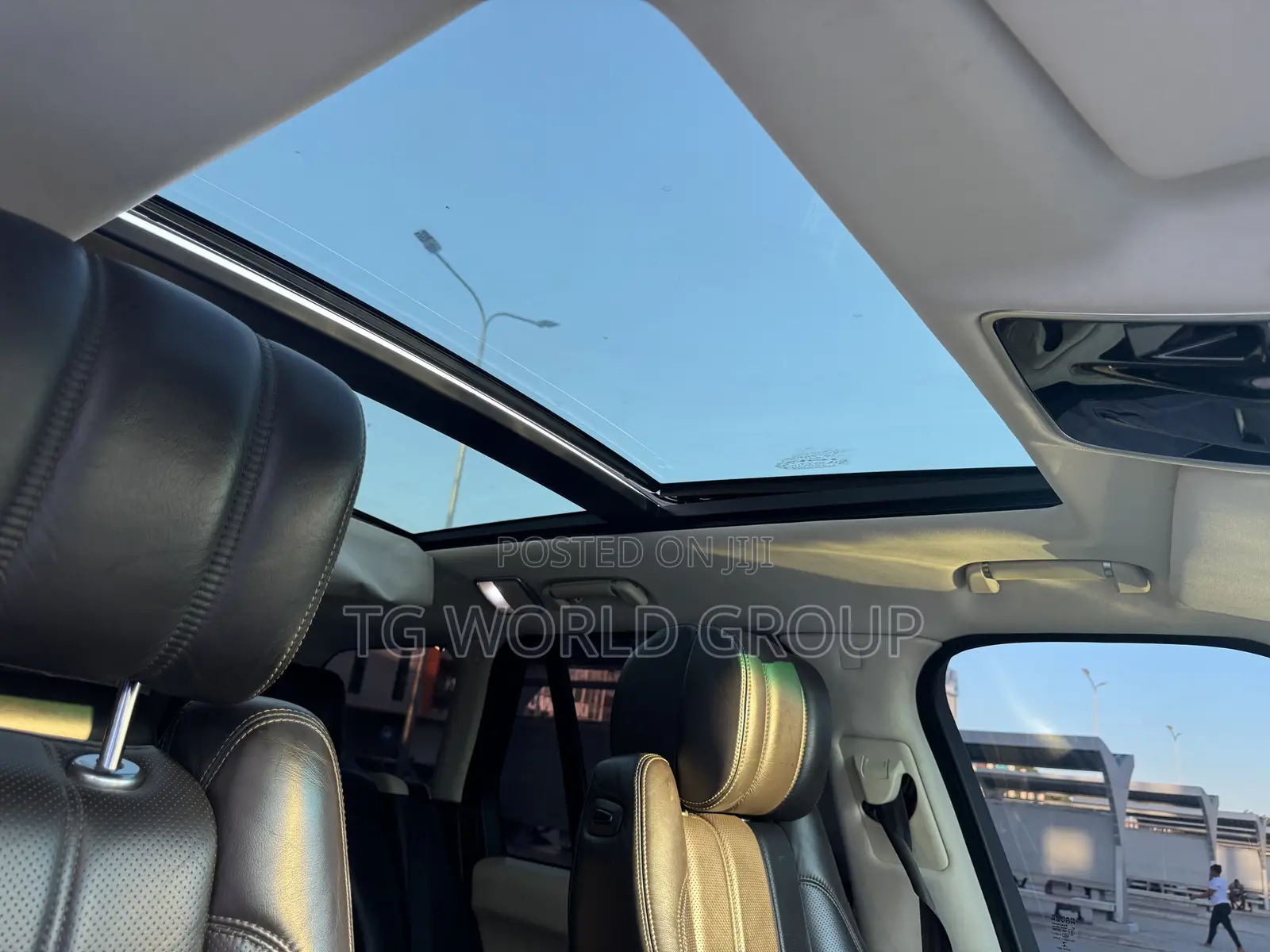 Land Rover Range Rover Vogue 2014 Gold