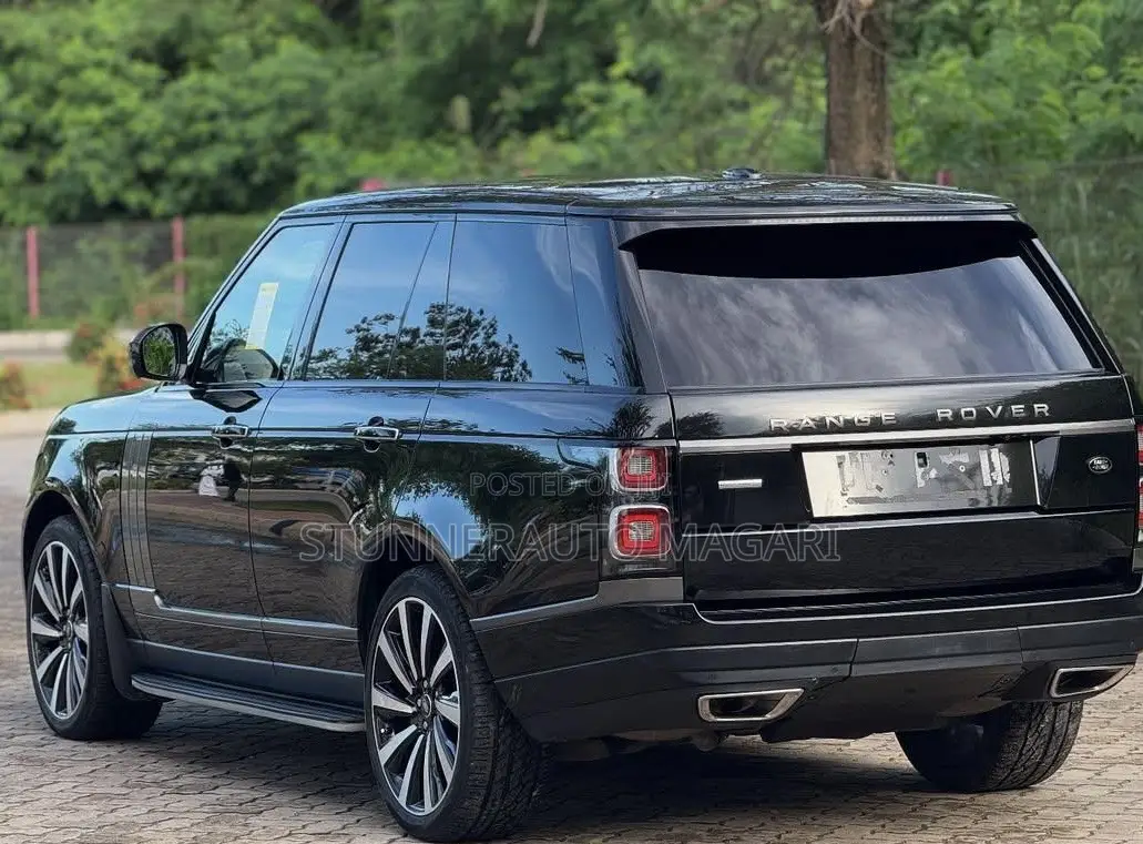 Land Rover Range Rover Vogue 2015 Black