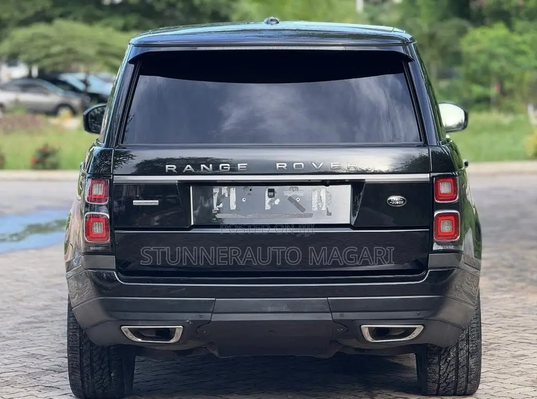 Land Rover Range Rover Vogue 2015 Black