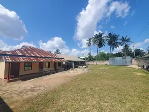 Kiwanja Kinauzwa Madale Mikoroshini