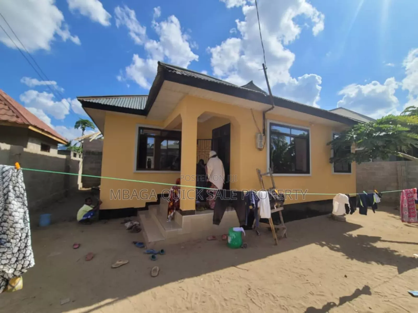 4bdrm House in Mbande, Mbangala for sale