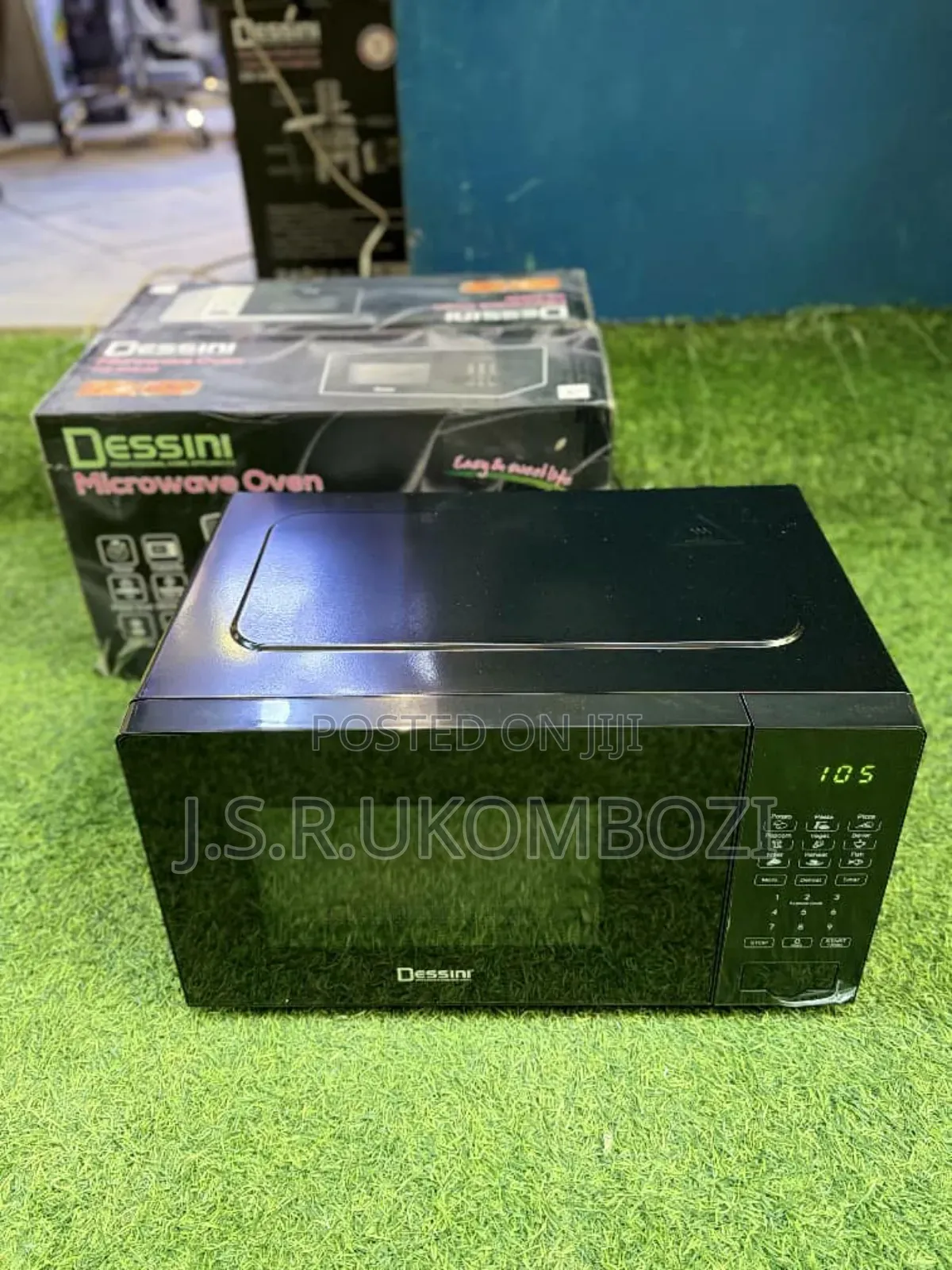 Microwave Dessin Capacity 20l