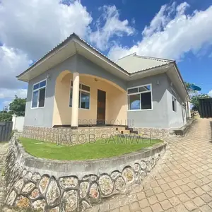 3bdrm House in Goba Njia Ya Makongo, Kinondoni for rent