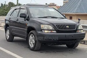 Toyota Harrier 2.2 16V 1999 Black