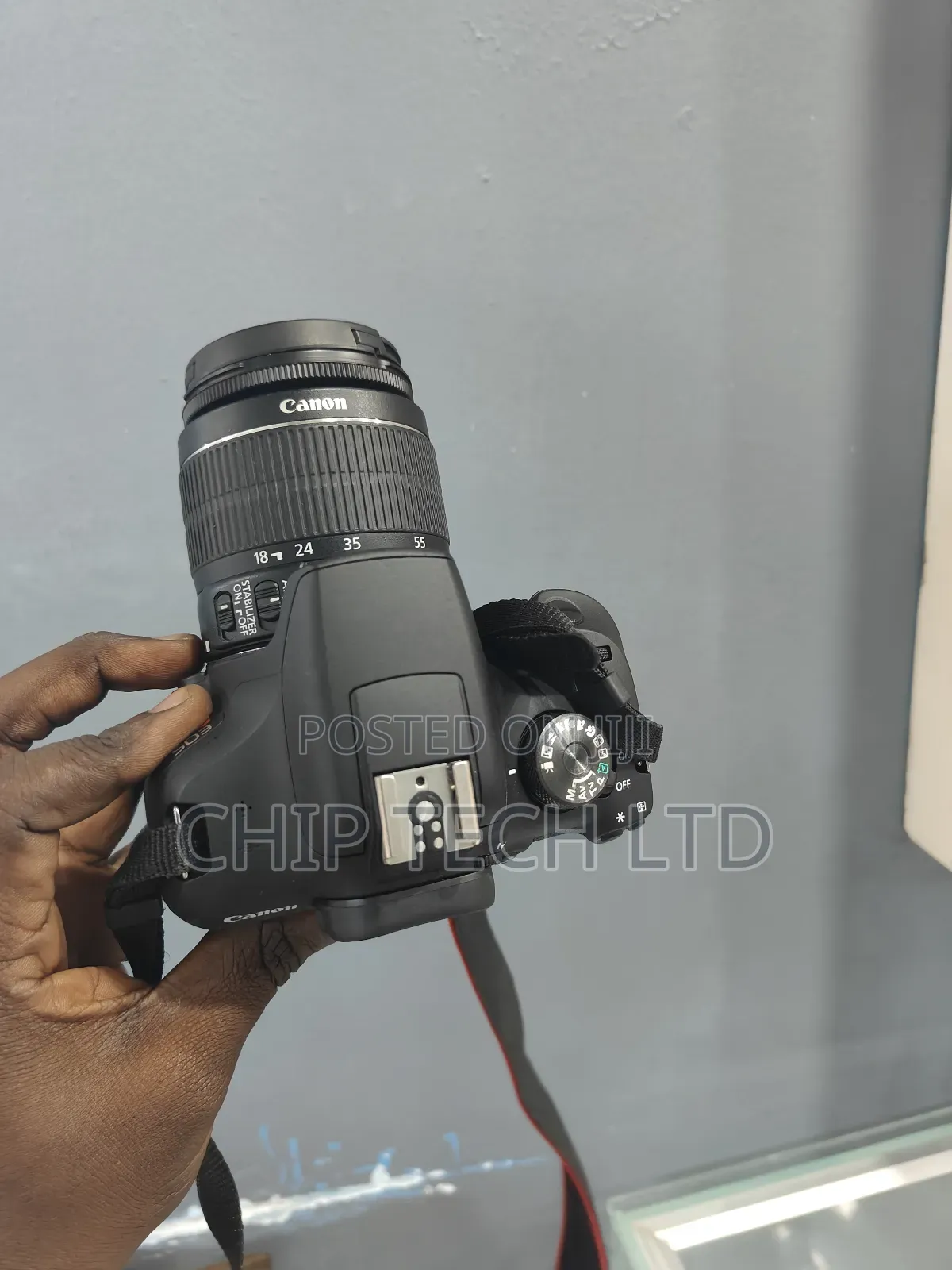 Canon Rebel T7 / 2000d