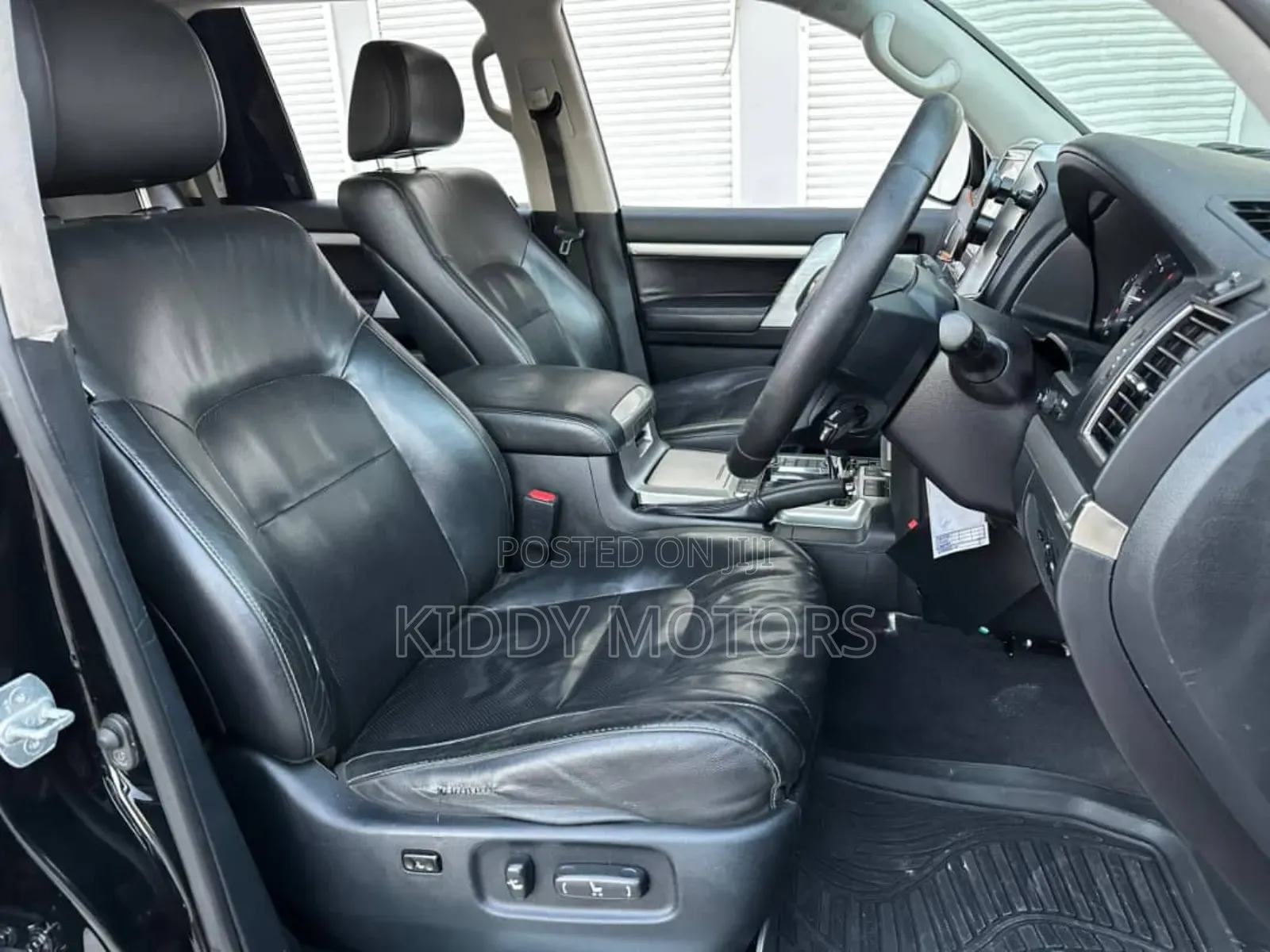 Toyota Land Cruiser 2020 Black