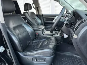 Toyota Land Cruiser 2020 Black