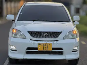 Toyota Harrier 2.4 2007 White