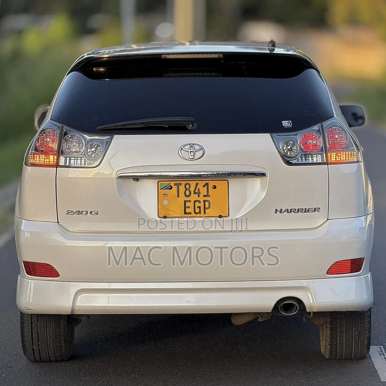 Toyota Harrier 2.4 2007 White