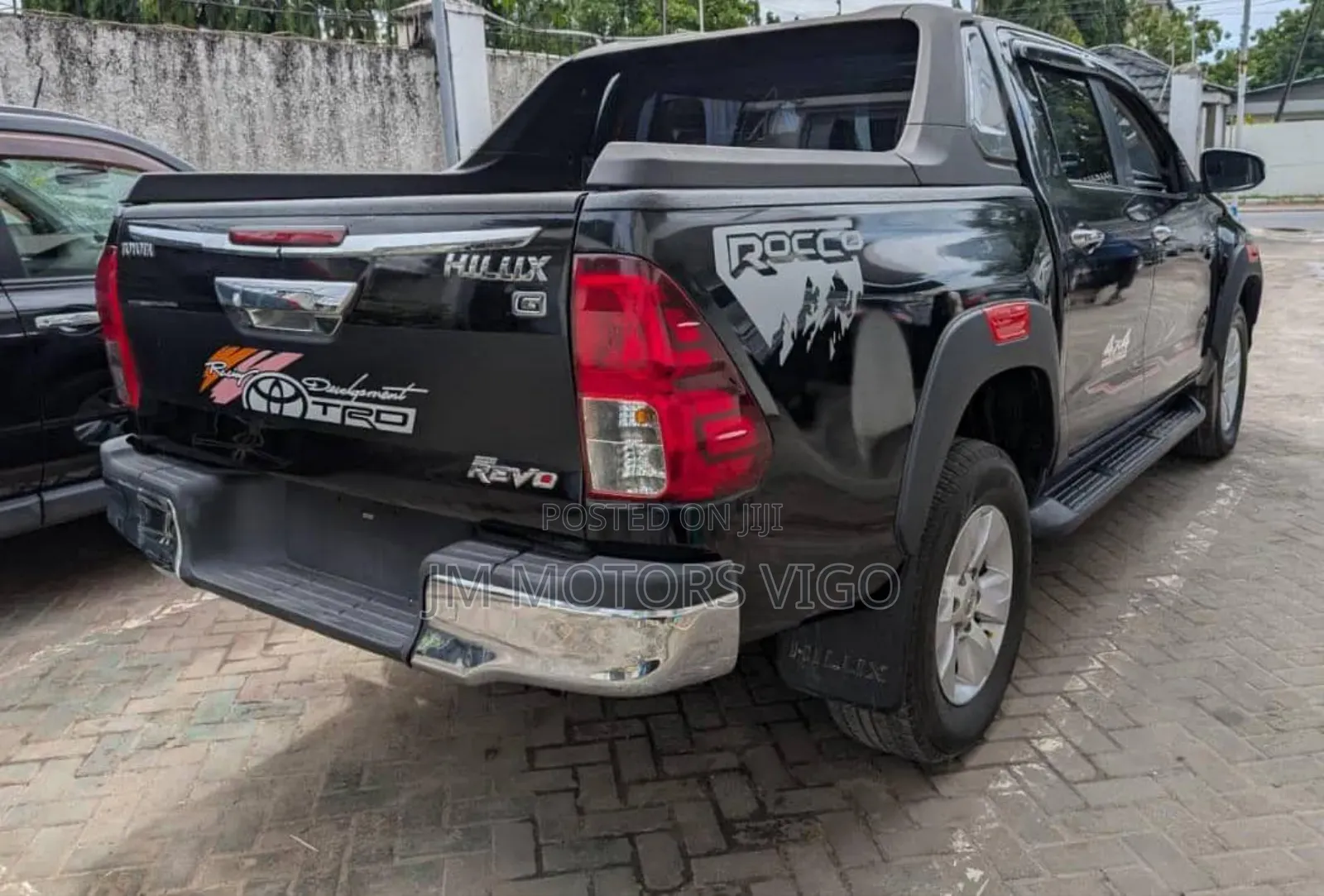 Toyota Hilux 2017 Black