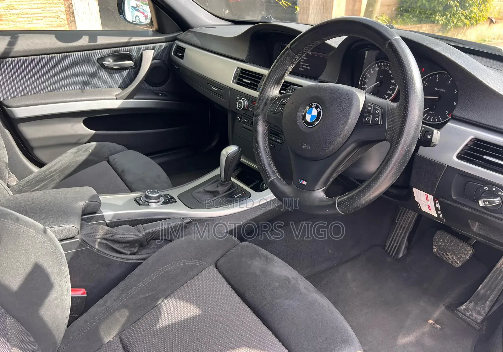 BMW 3 Series 2010 Pearl