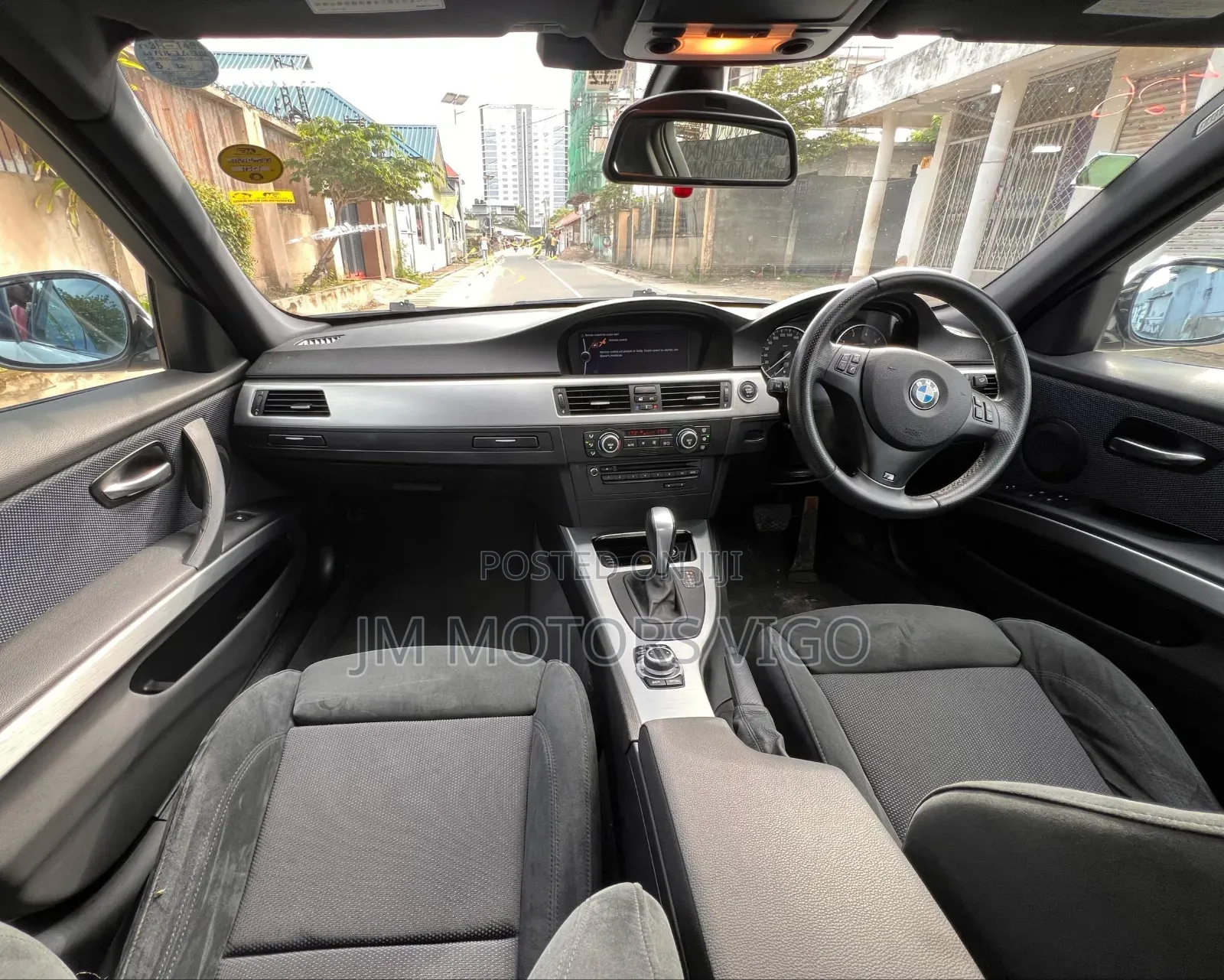BMW 3 Series 2010 Pearl