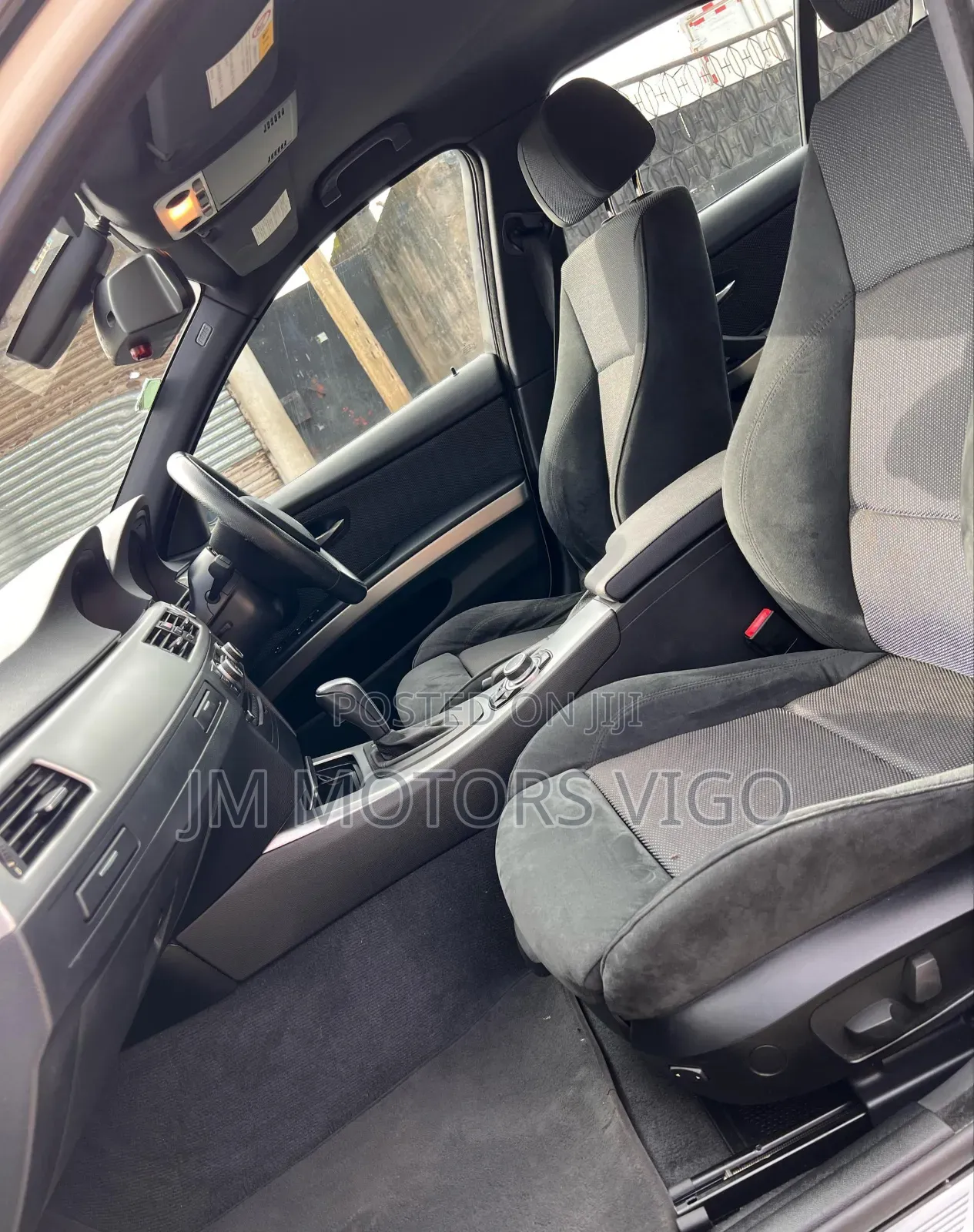 BMW 3 Series 2010 Pearl