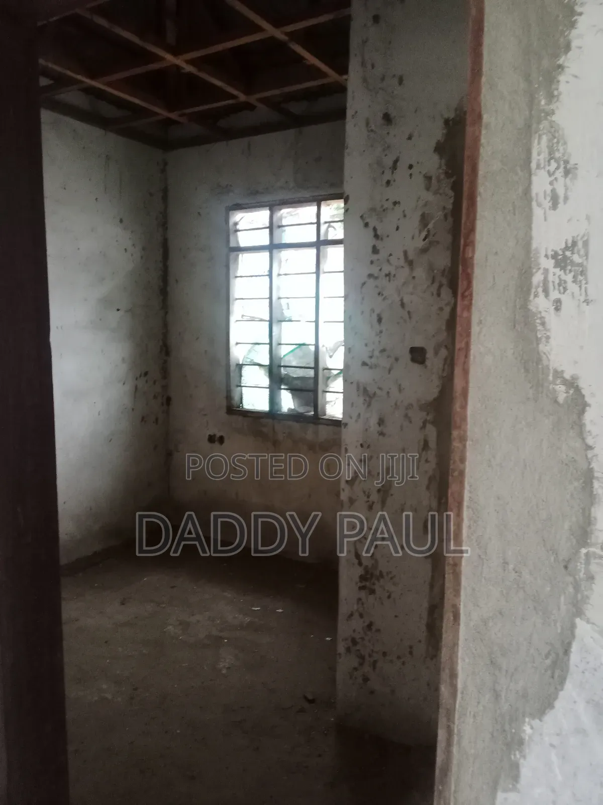 12bdrm House in Bago for sale