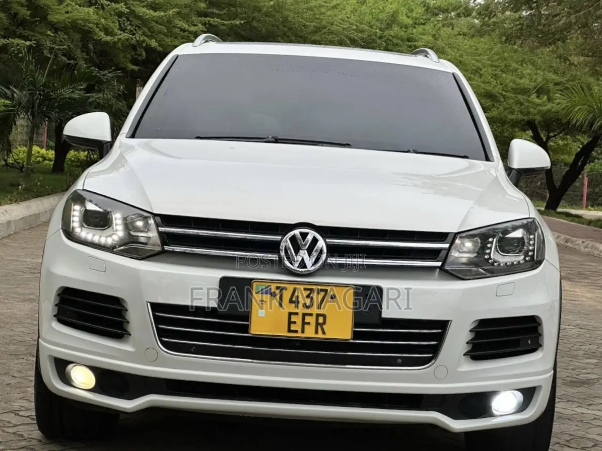Volkswagen Touareg 2013 White