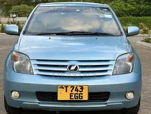 Toyota IST 2006 Blue