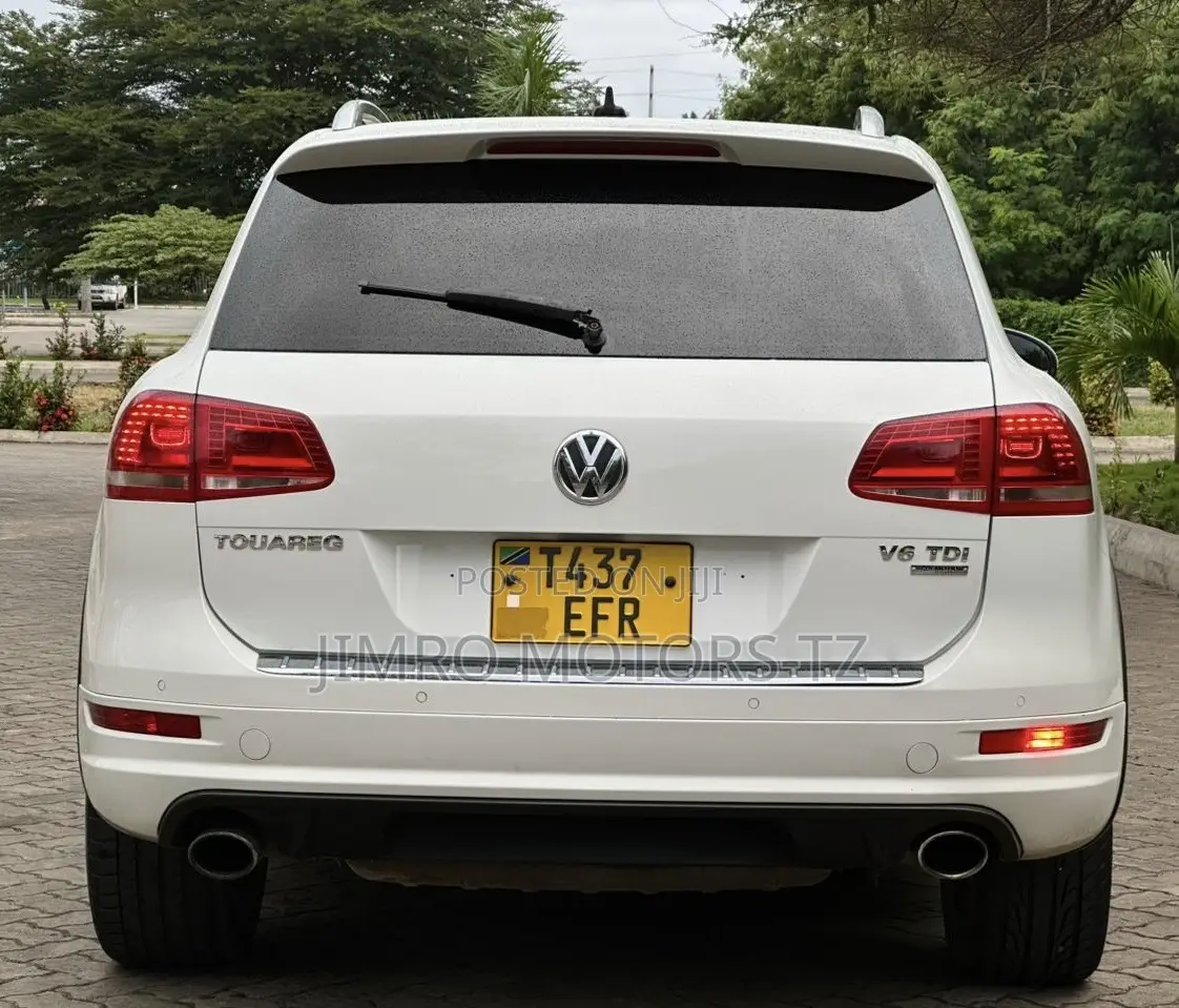 Volkswagen Touareg 2014 White