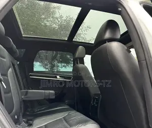 Volkswagen Touareg 2014 White