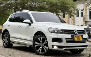 Volkswagen Touareg 2014 White