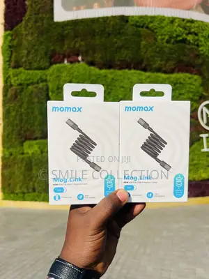 Momax Mag Link 60w Usb -C to Usb C Magnetic Cable 1m