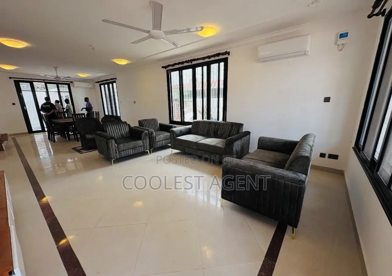 Furnished 4bdrm Villa in Coolest Estate for rent