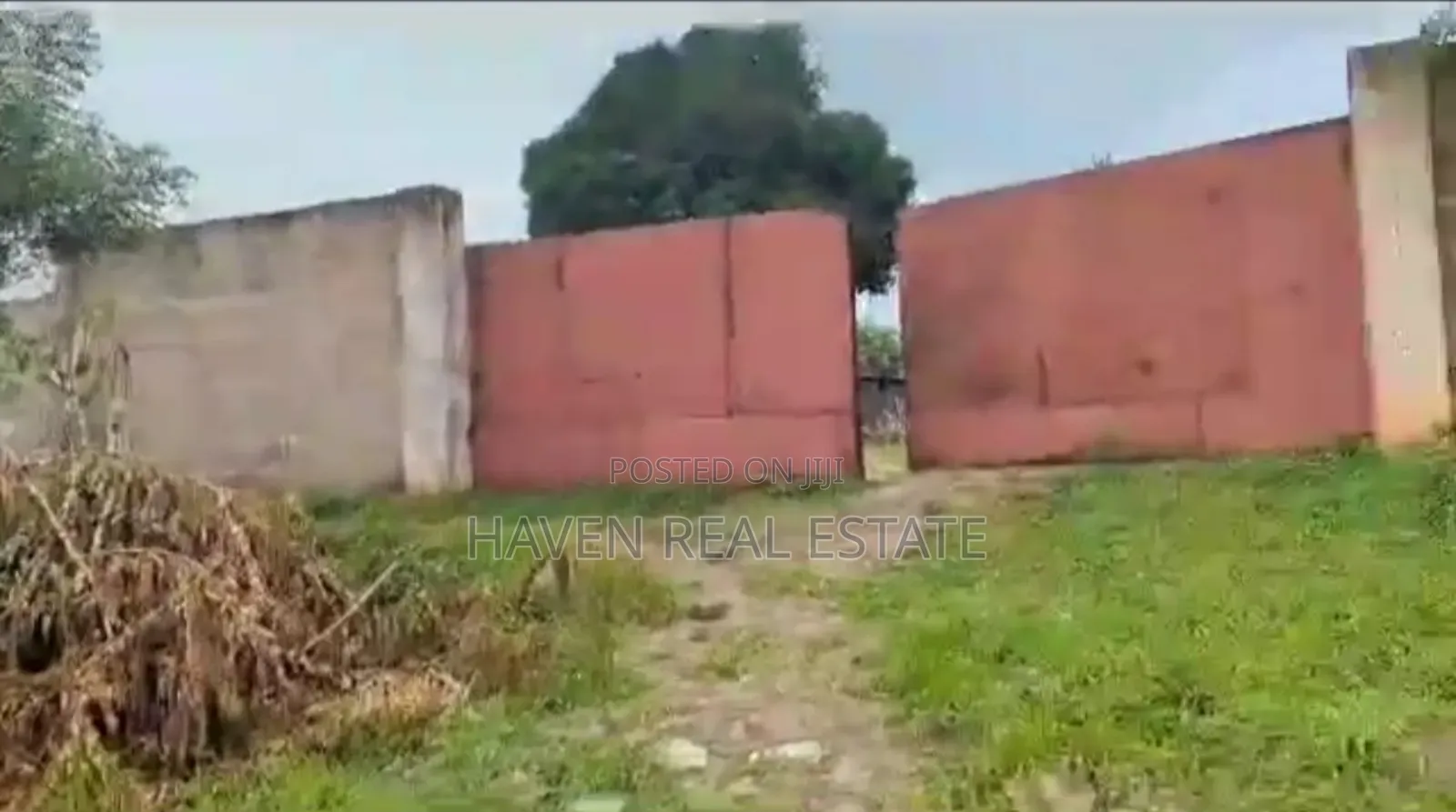 Commercial Plot for Sale at Tabata Segerea