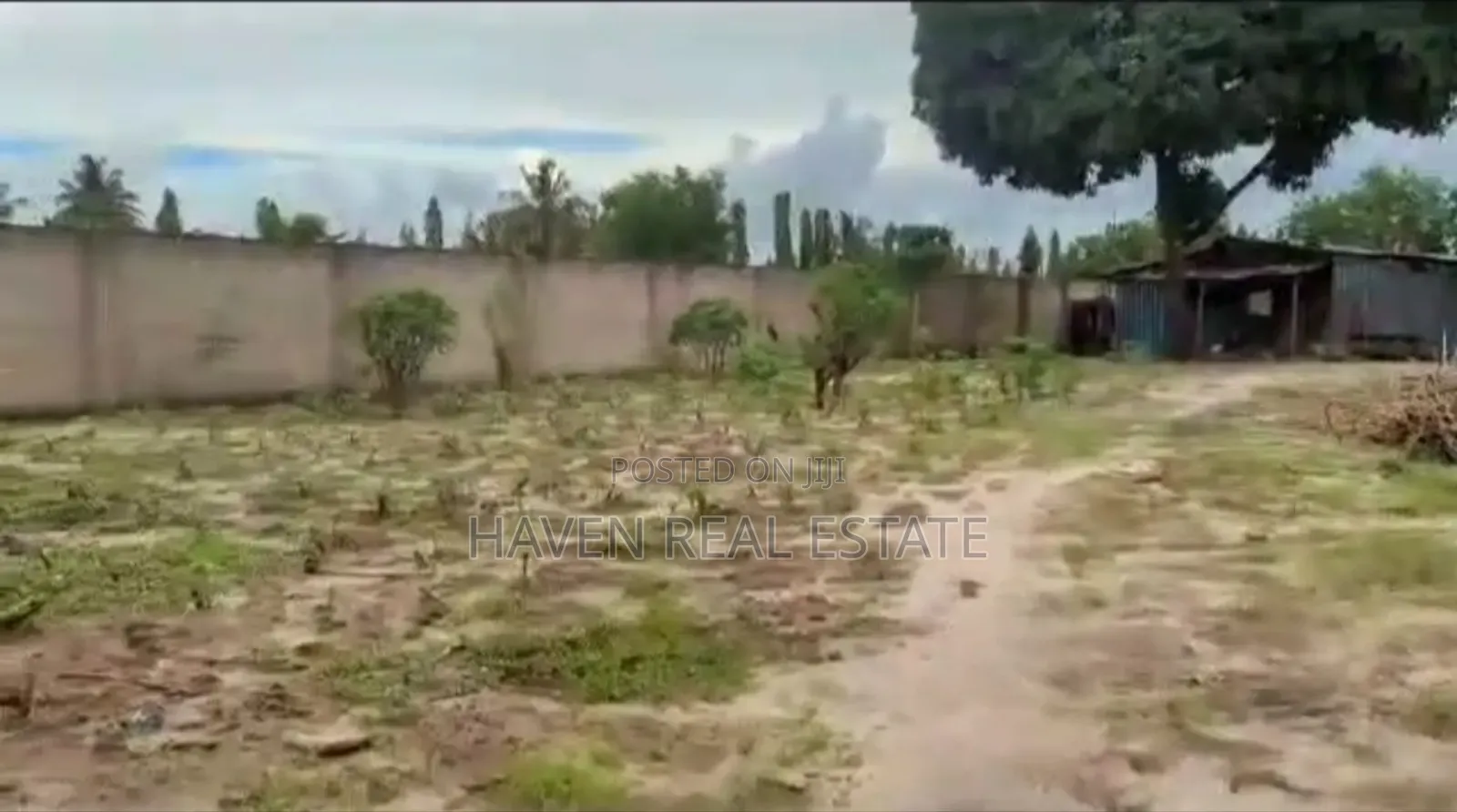 Commercial Plot for Sale at Tabata Segerea