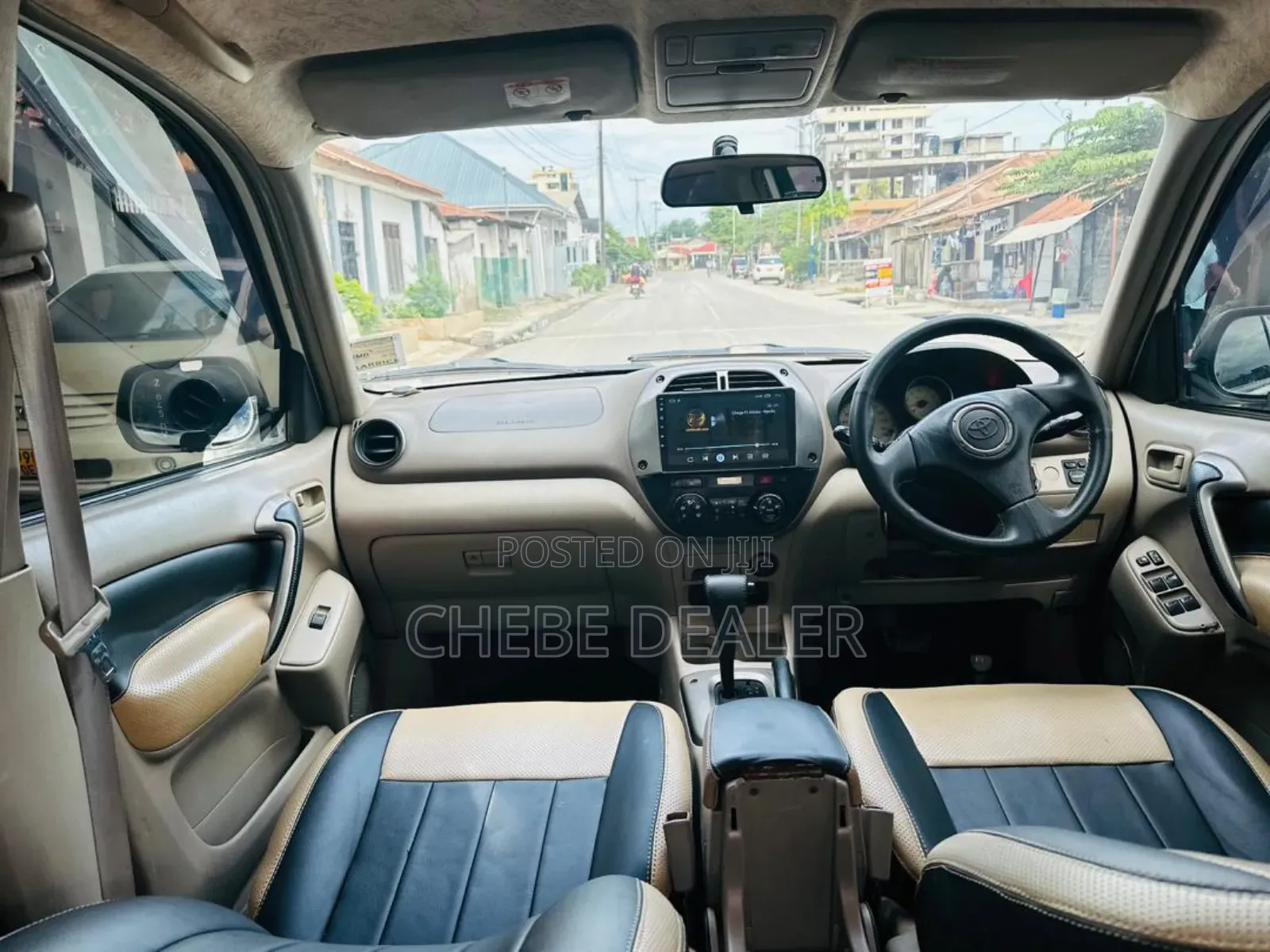 Toyota RAV4 2004 White