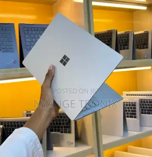 Laptop Microsoft Surface Laptop 2 8GB Intel Core I5 SSD 256GB
