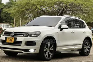Volkswagen Touareg TDI Executive 2013 White