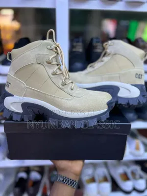Latest Caterpillar Boots