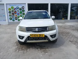 Suzuki Grand Vitara 2015 White