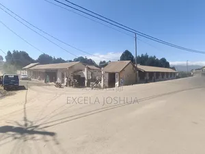 Eneo La Biashara Na Makazi Linauzwa Mwakibete Mbeya