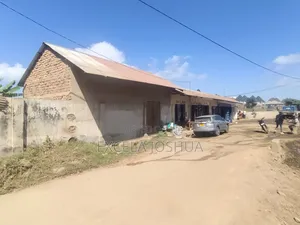 Eneo La Biashara Na Makazi Linauzwa Mwakibete Mbeya