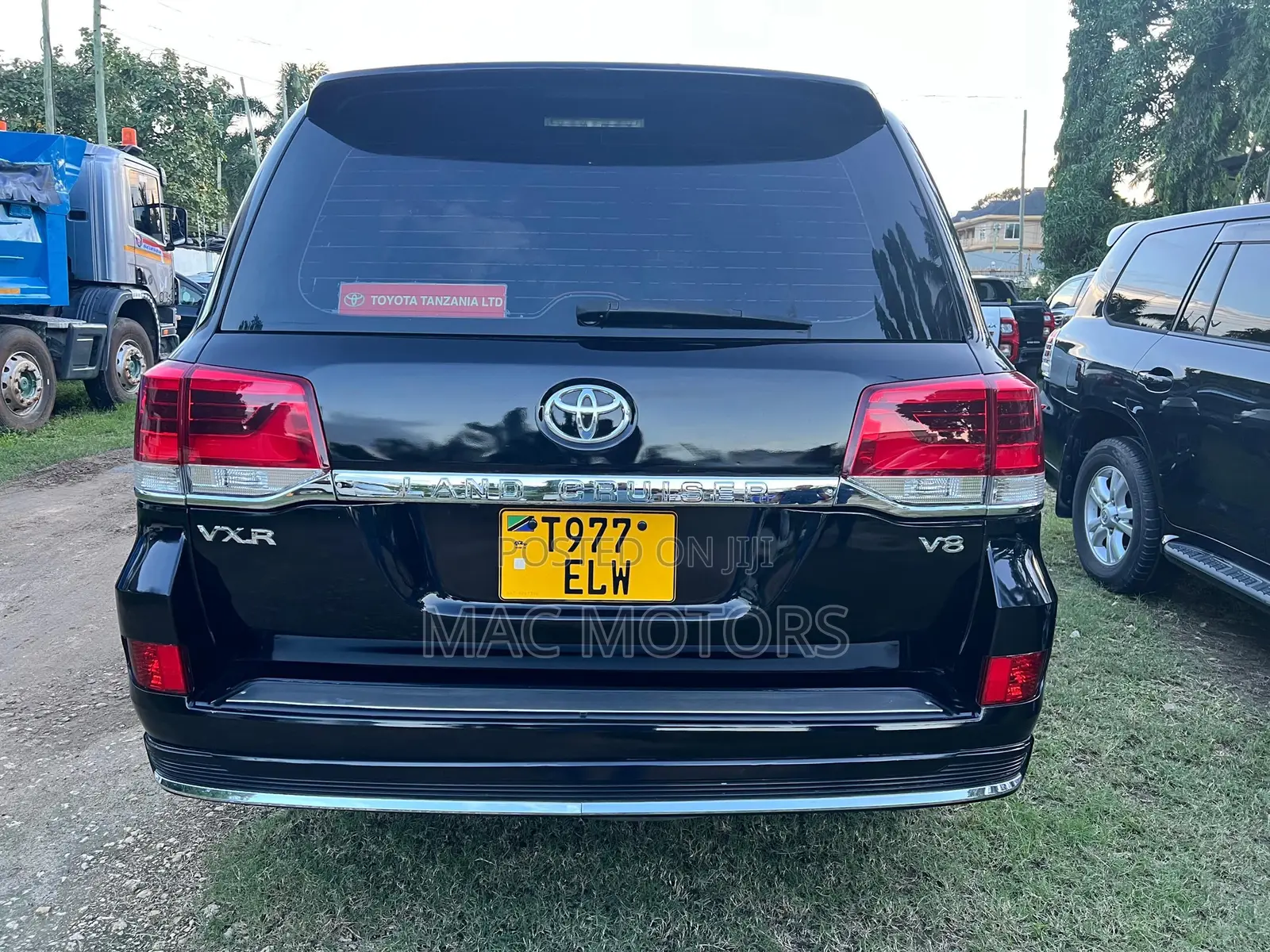 Toyota Land Cruiser 4.5 V8 VXR 2018 Black