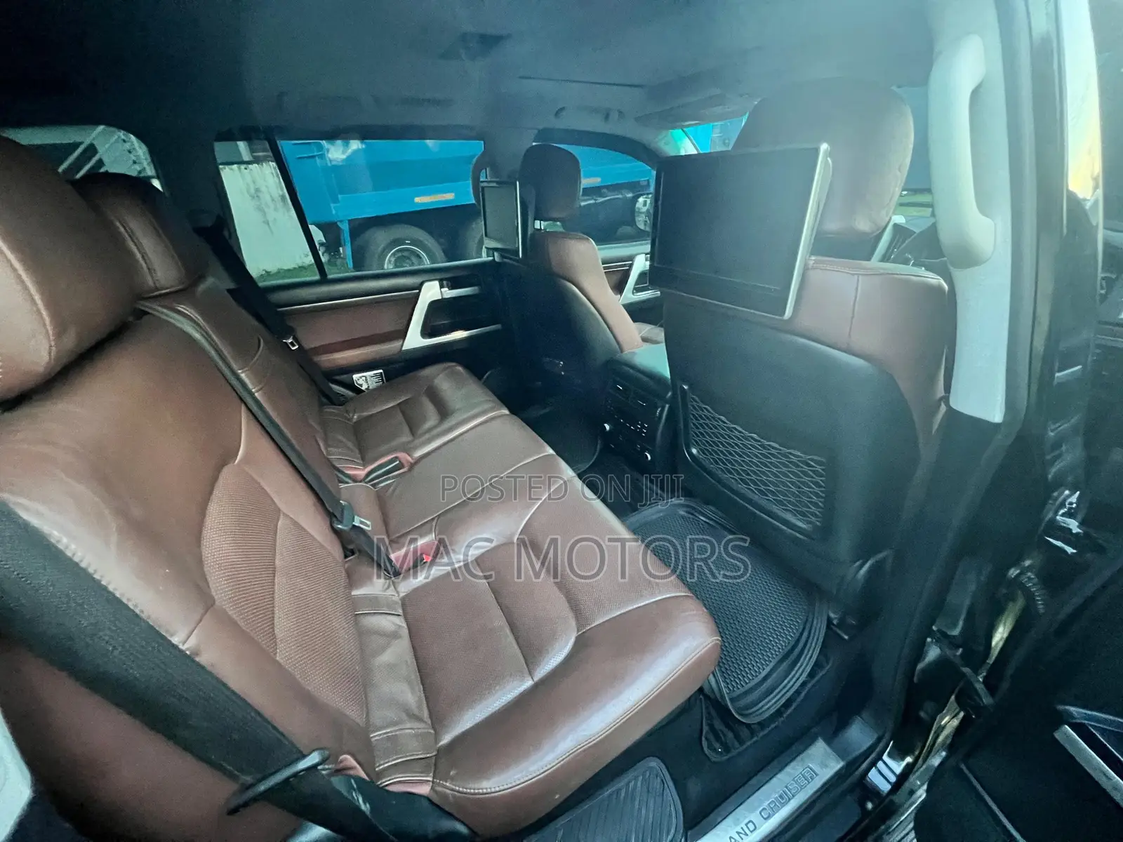 Toyota Land Cruiser 4.5 V8 VXR 2018 Black