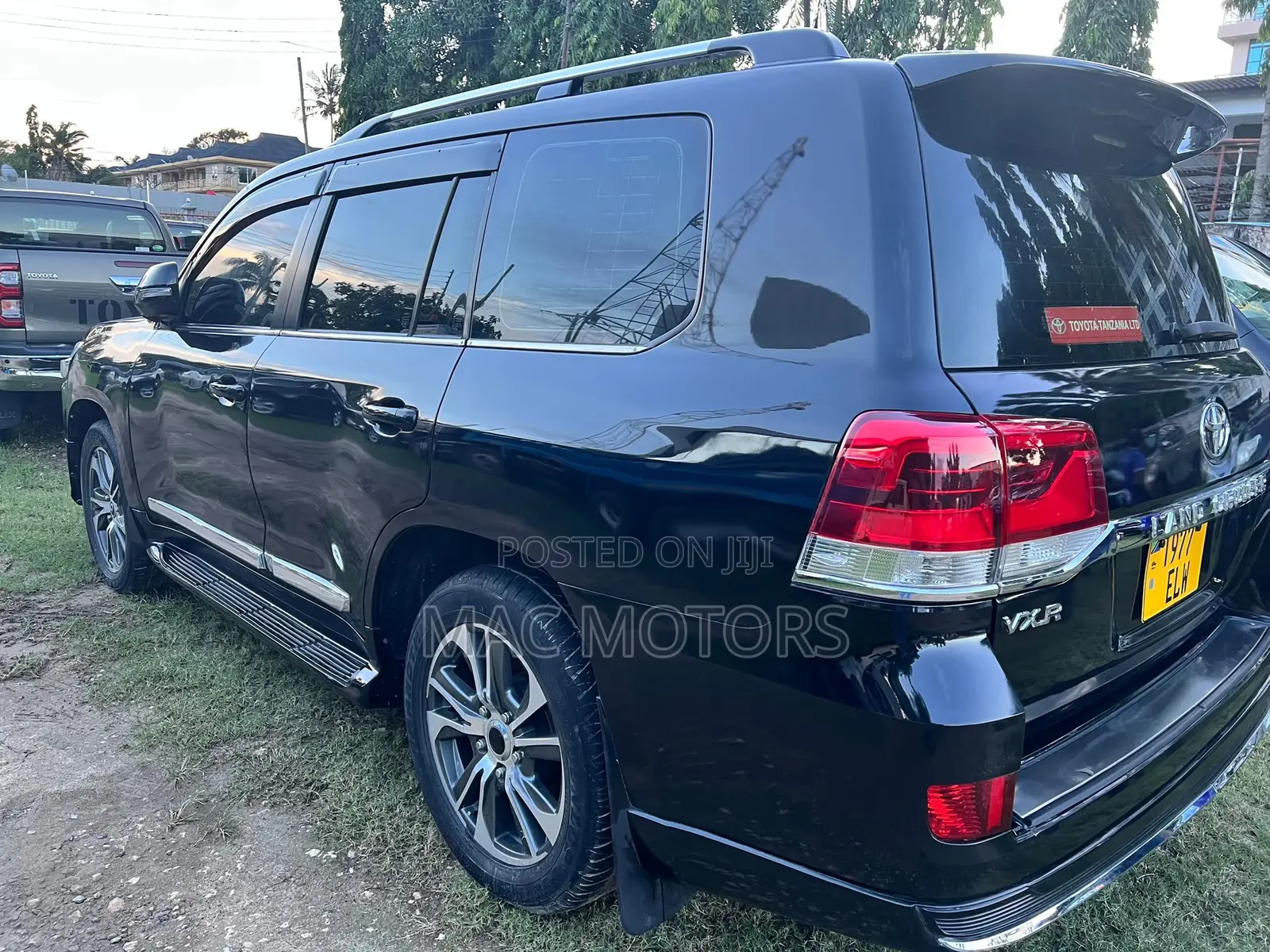 Toyota Land Cruiser 4.5 V8 VXR 2018 Black