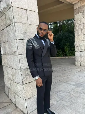 Premier Suits /High Class/New